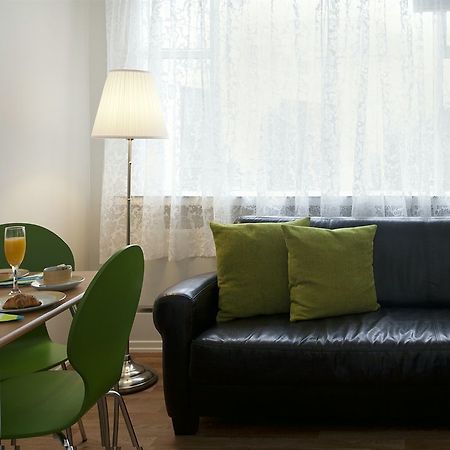 Castle House & Embassy Luxury Apartments Рейкявик Екстериор снимка
