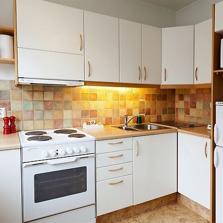Castle House & Embassy Luxury Apartments Рейкявик Екстериор снимка