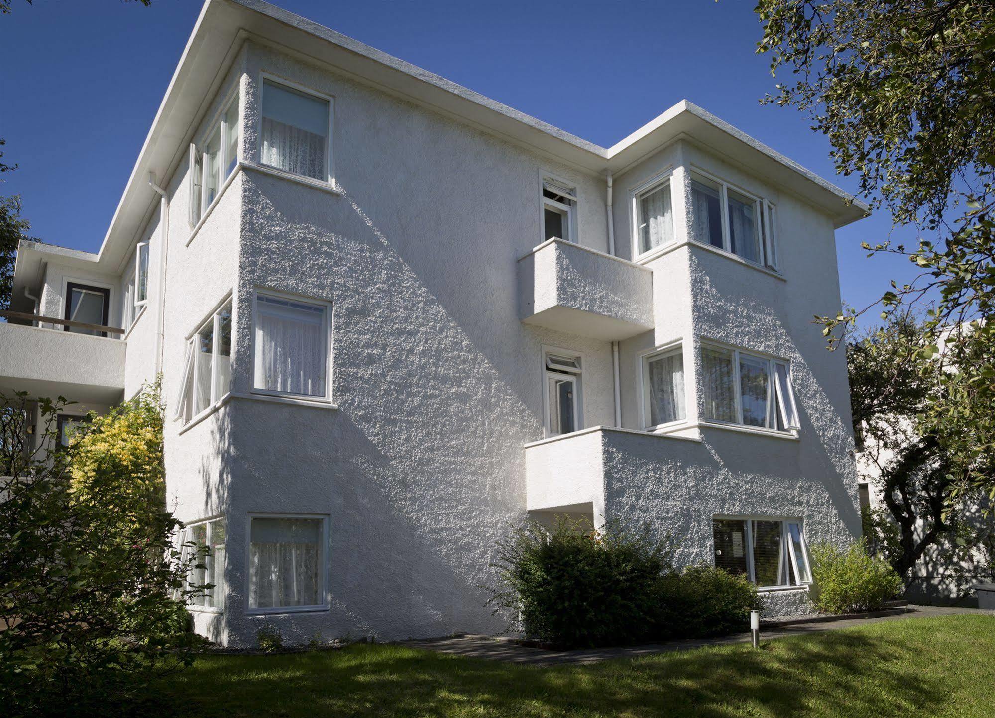 Castle House & Embassy Luxury Apartments Рейкявик Екстериор снимка